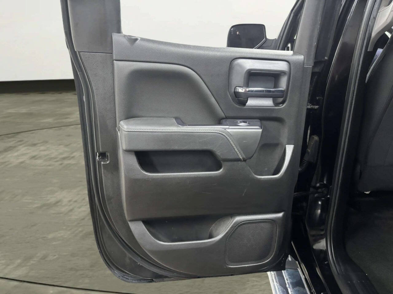 Used 2019 Chevrolet Silverado 1500 LT w/ All Star Edition AWD/4WD image 13