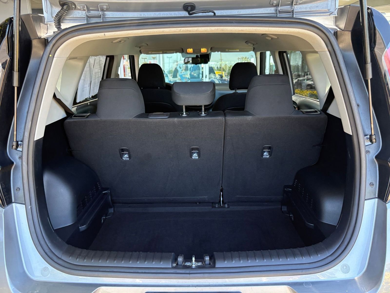 Used 2025 Kia Soul LX w/ LX Technology Package FWD image 29