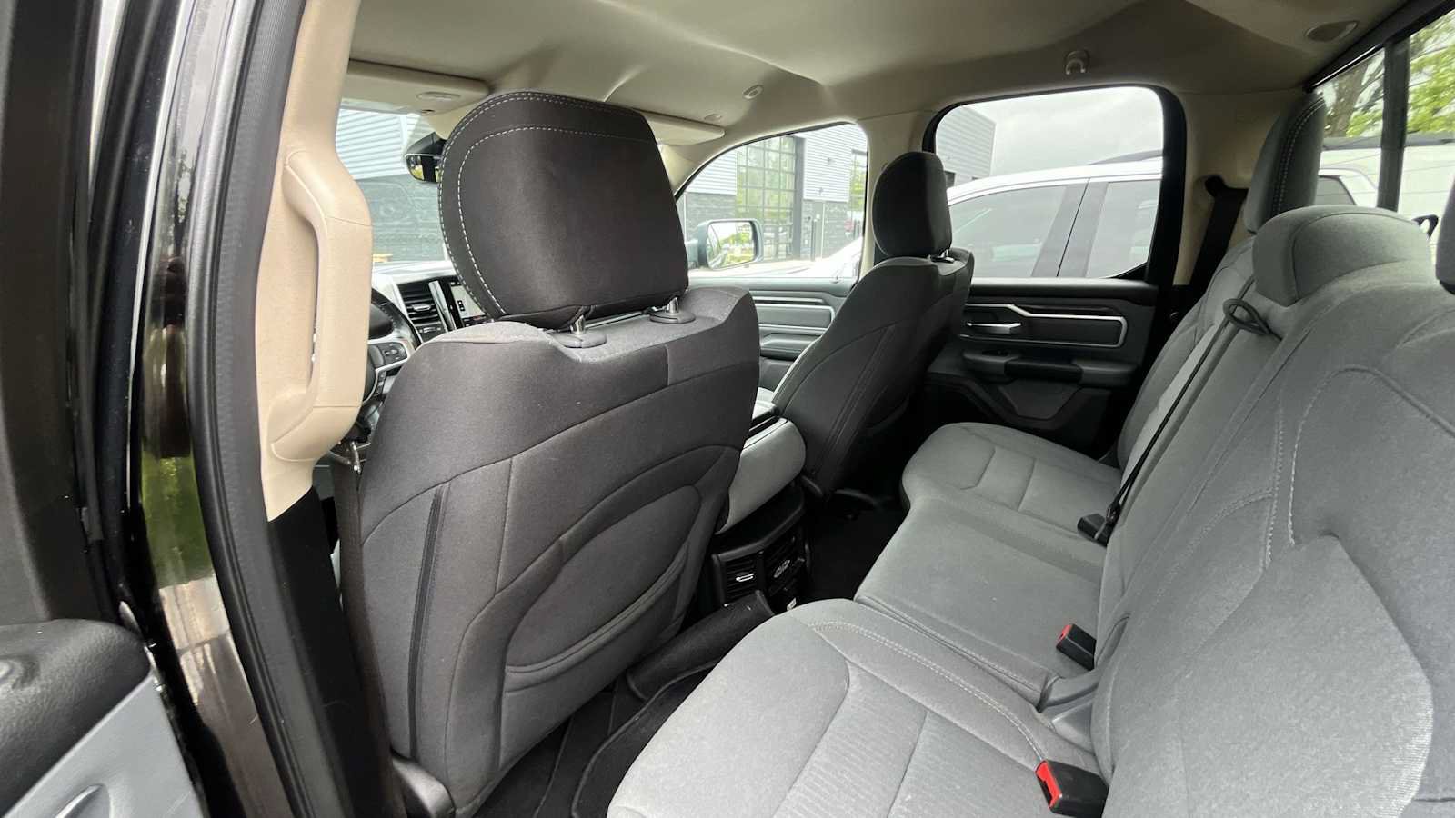 Used 2020 RAM 1500 Big Horn AWD/4WD image 13