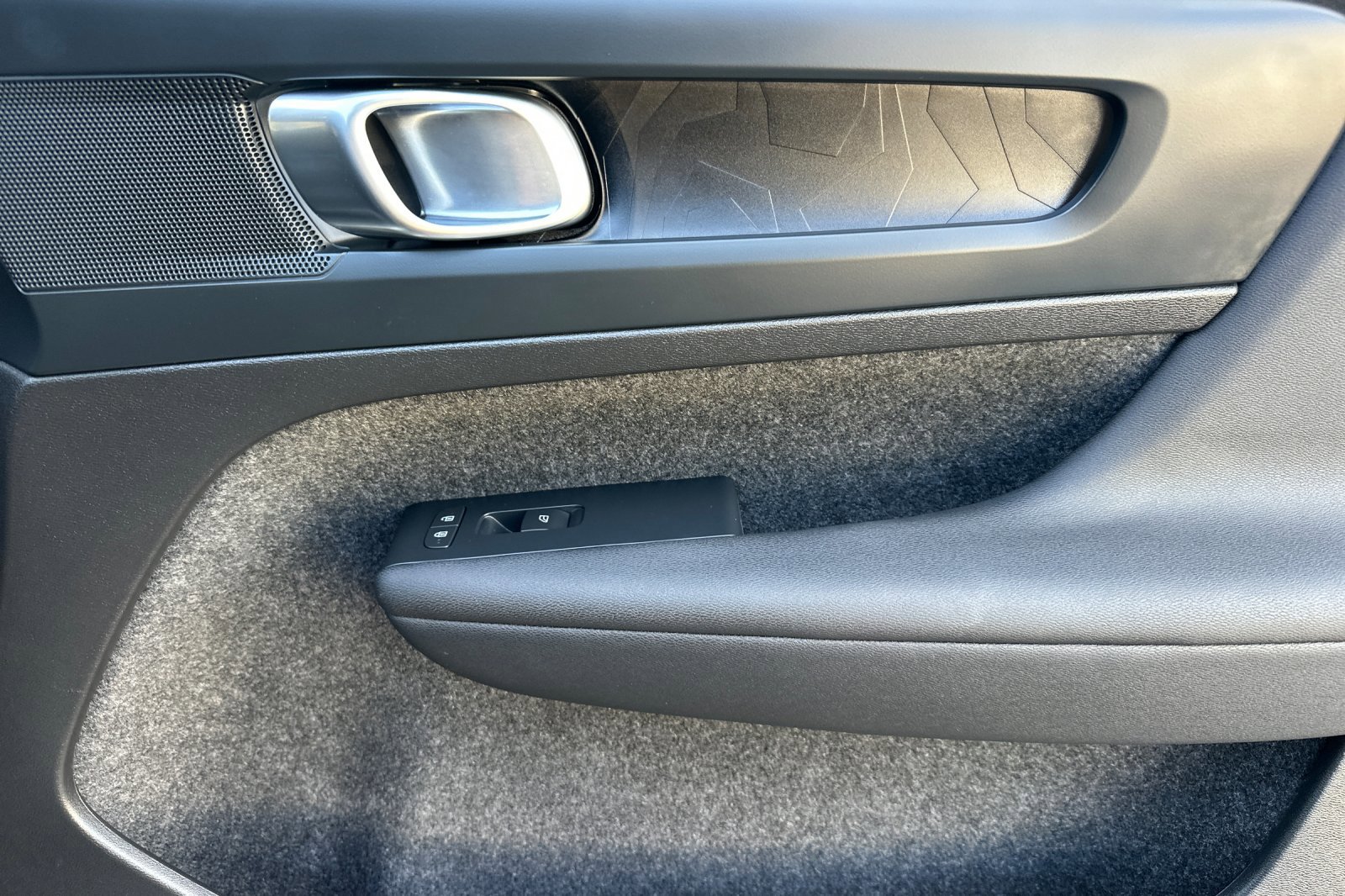 Certified 2023 Volvo C40 P8 Recharge Plus AWD/4WD image 20