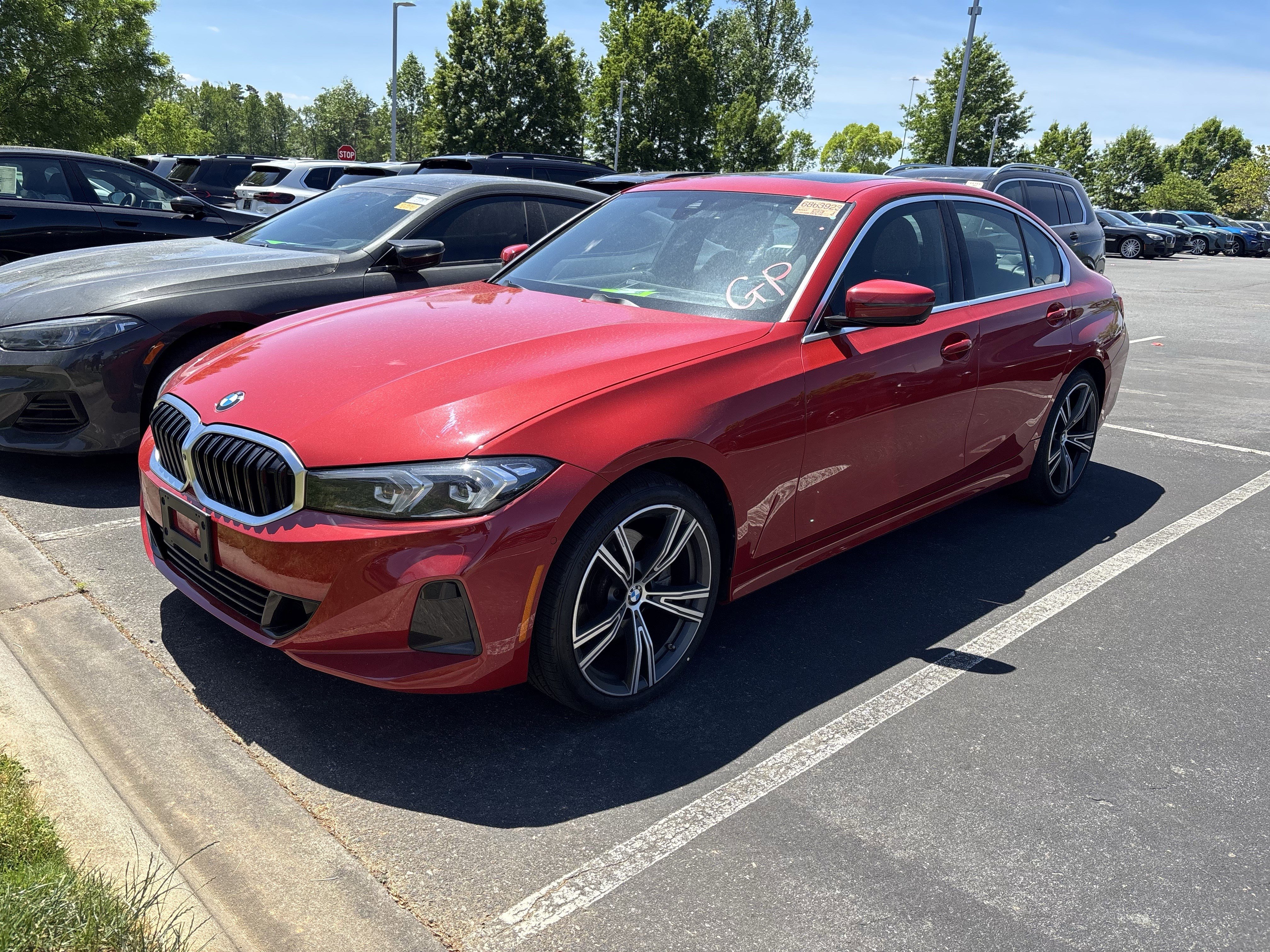 Certified 2024 BMW 330i xDrive Sedan w/ Premium Package AWD/4WD image 13
