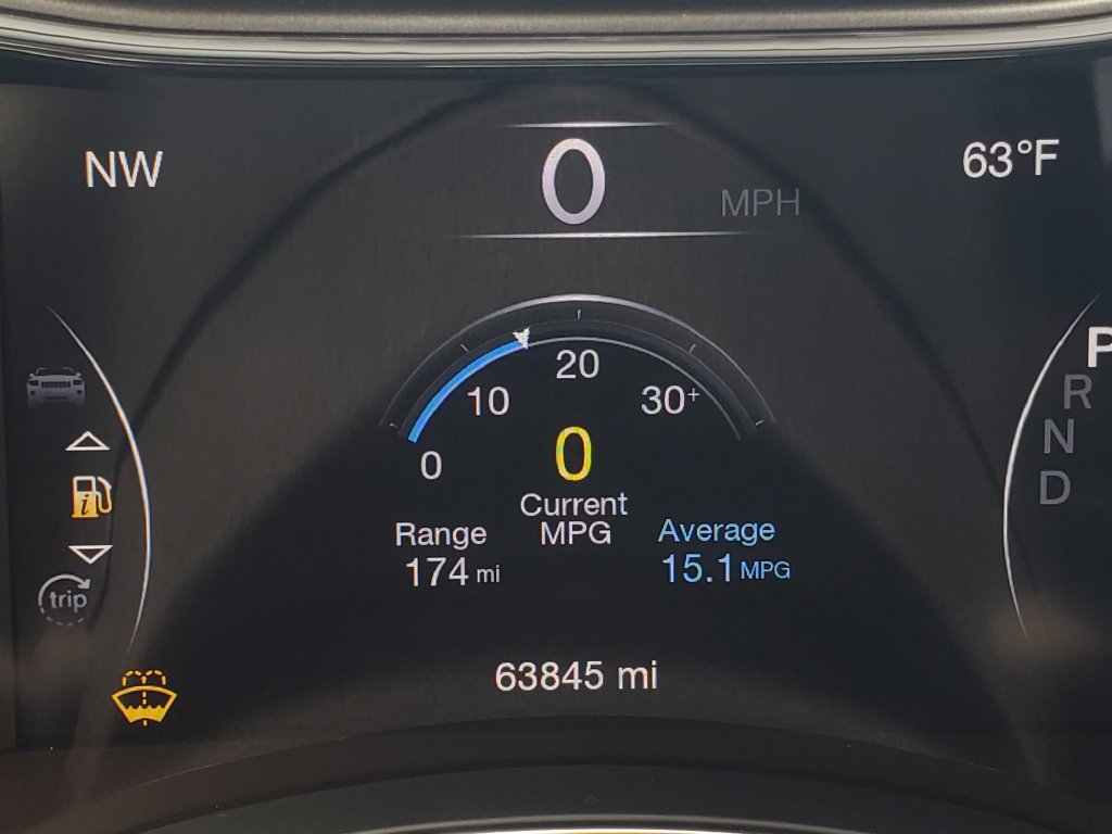 Used 2017 Jeep Grand Cherokee Altitude AWD/4WD image 10