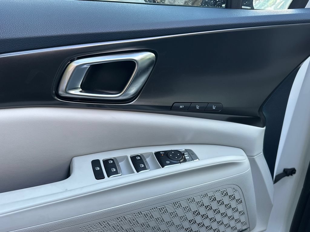 New 2026 Kia Carnival SX Prestige FWD image 17