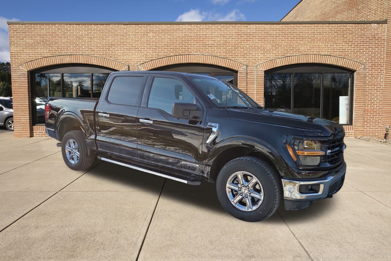 Used 2024 Ford F150 XLT w/ Mobile Office Package image 1