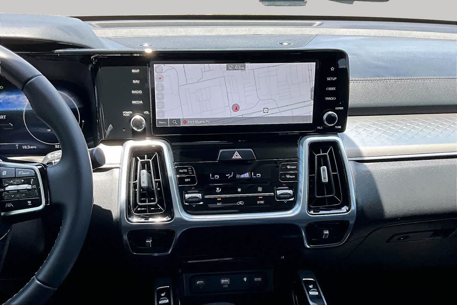 Used 2023 Kia Sorento SX AWD/4WD image 7
