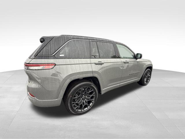 New 2027 Jeep Grand Cherokee Summit AWD/4WD image 7