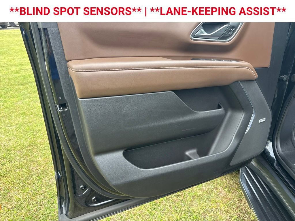 Used 2021 Chevrolet Suburban High Country image 11