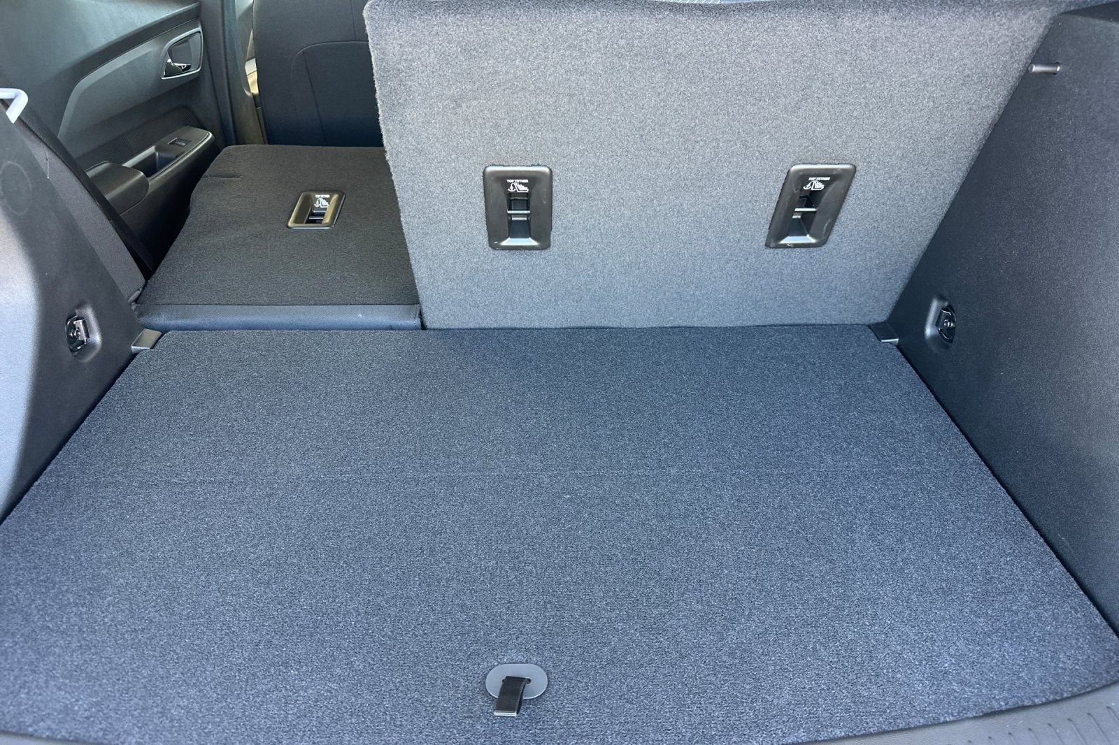 New 2027 Chevrolet Bolt LT w/ Comfort Package image 16