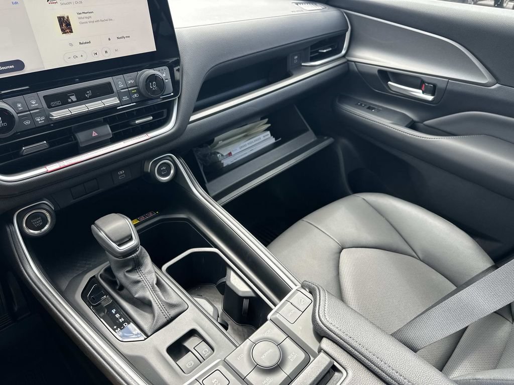 Certified 2026 Toyota Grand Highlander AWD image 35