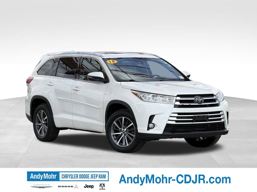 Used 2018 Toyota Highlander XLE image 1
