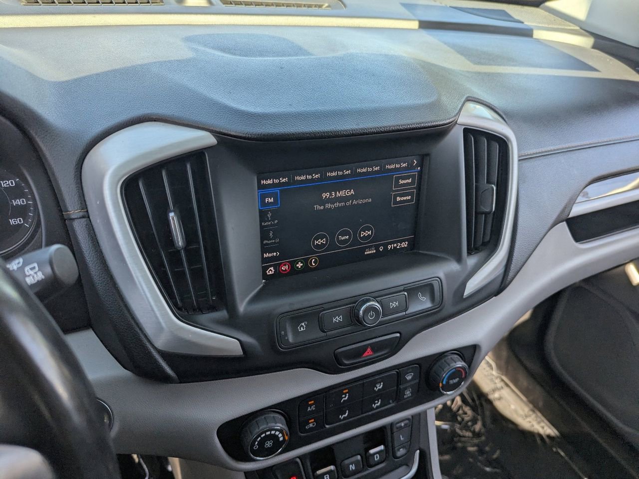 Used 2020 GMC Terrain SLE image 22