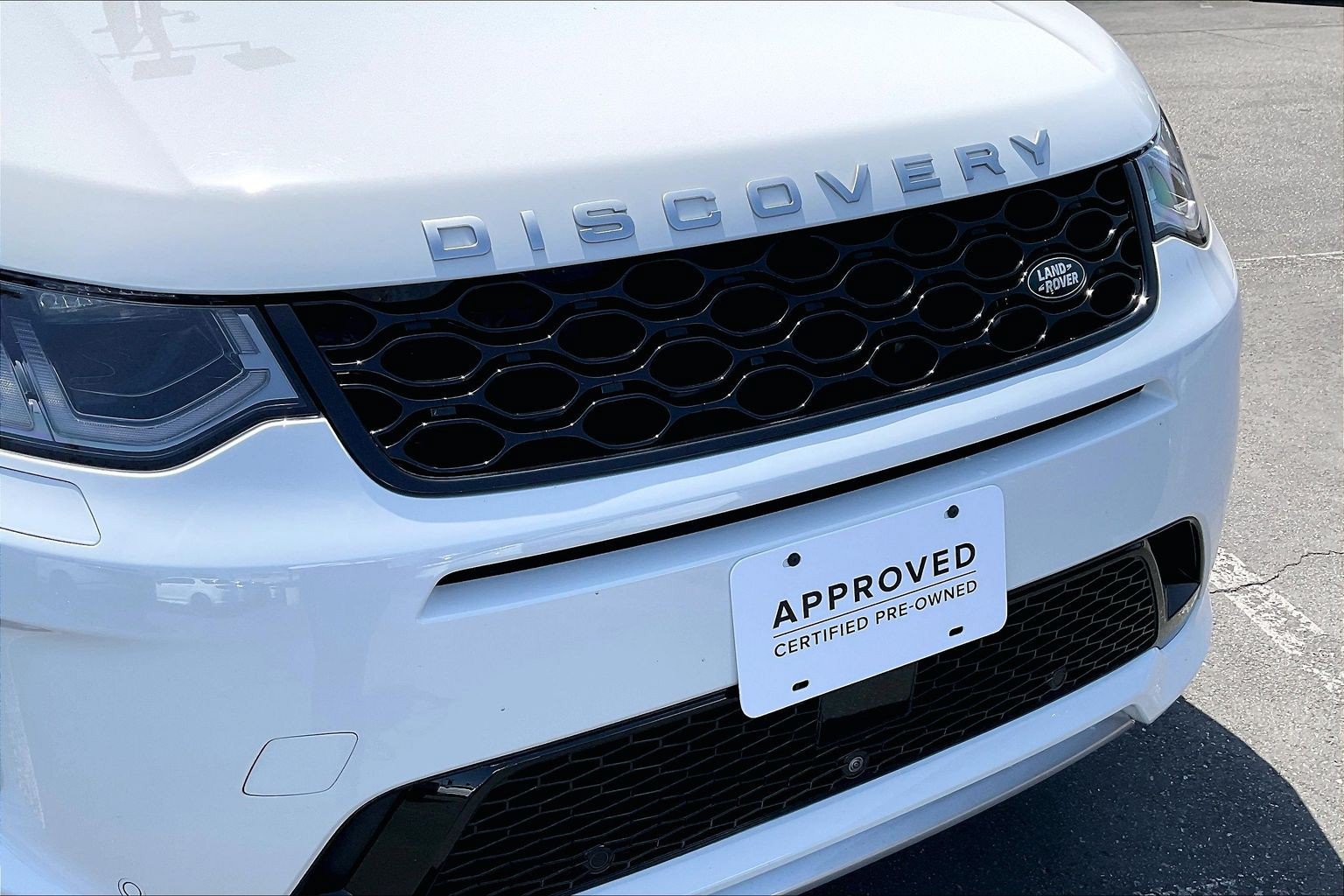 Certified 2025 Land Rover Discovery Sport S AWD/4WD image 30