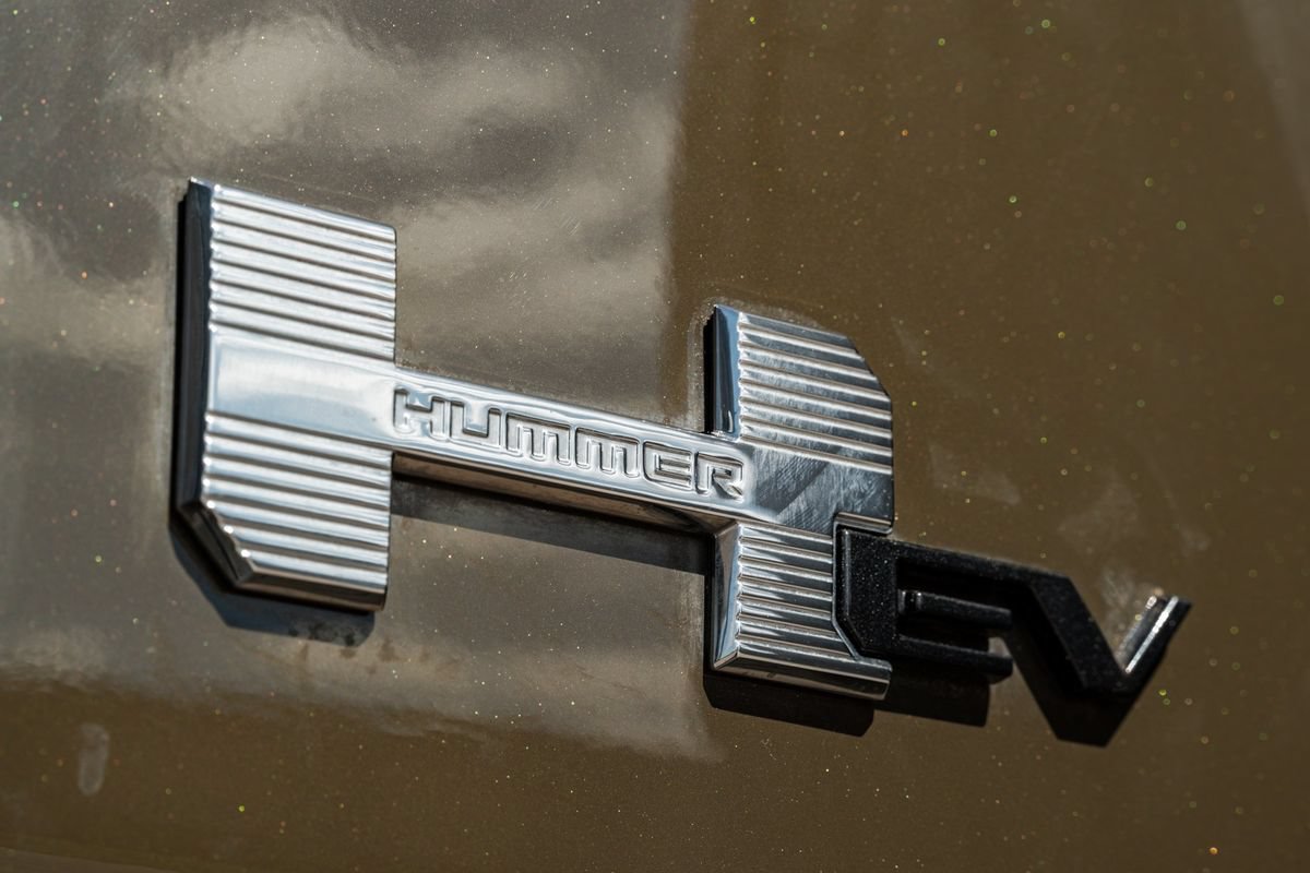 Used 2024 GMC Hummer EV 3X AWD/4WD image 15