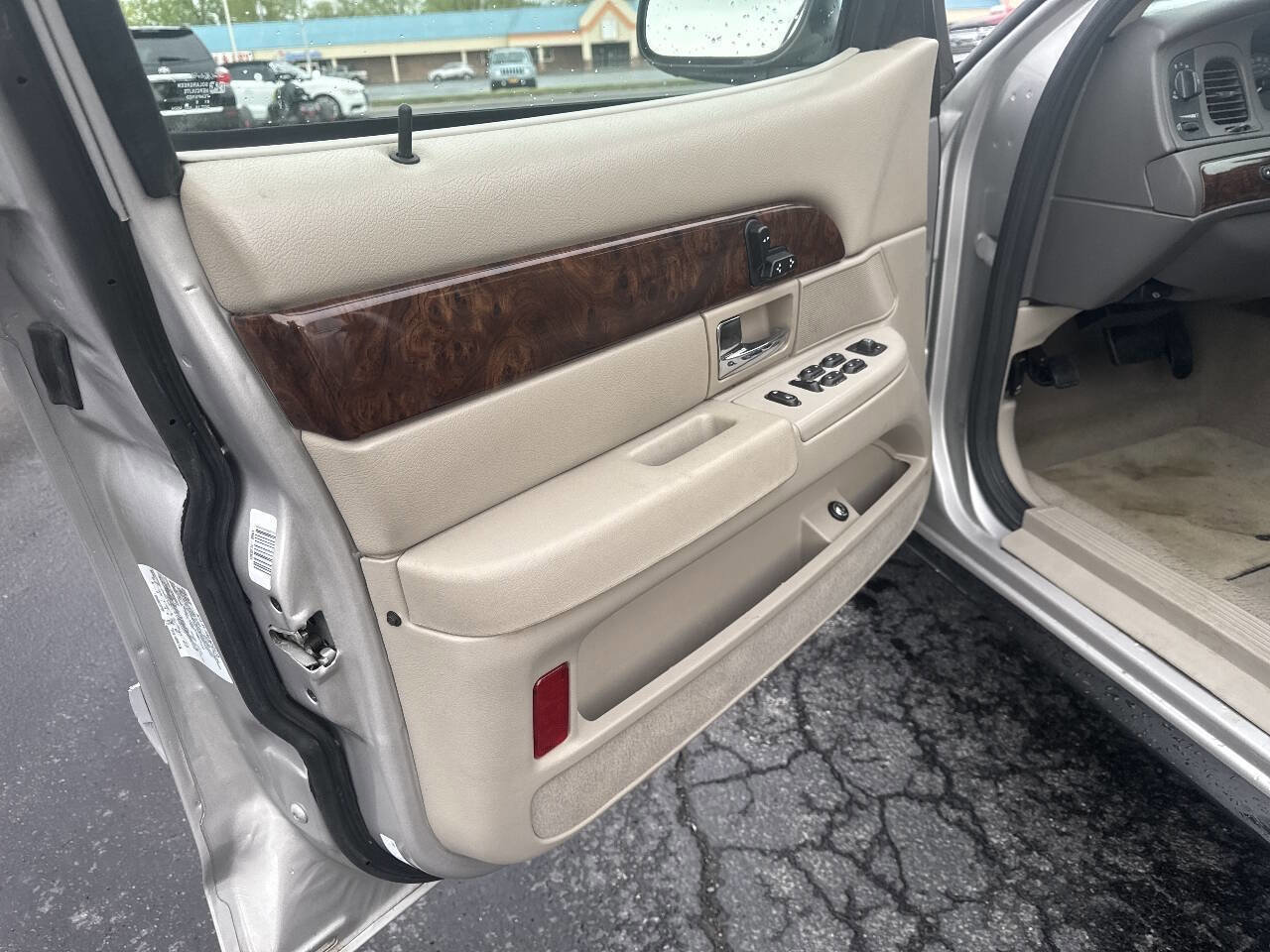 Used 2007 Mercury Grand Marquis LS RWD image 7