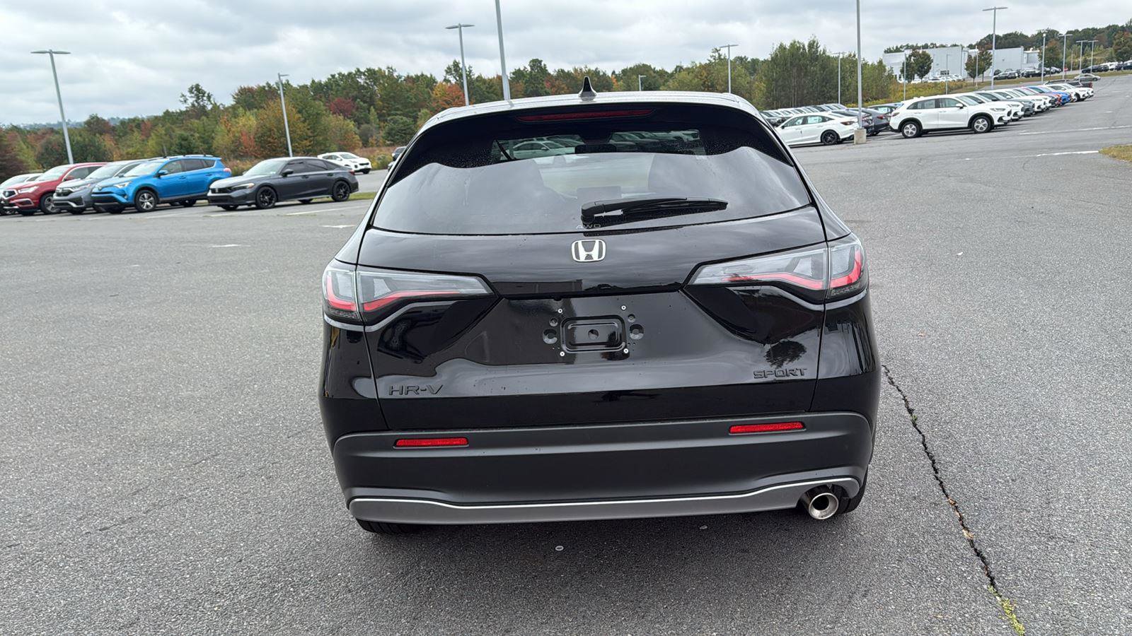 New 2026 Honda HR-V Sport image 8