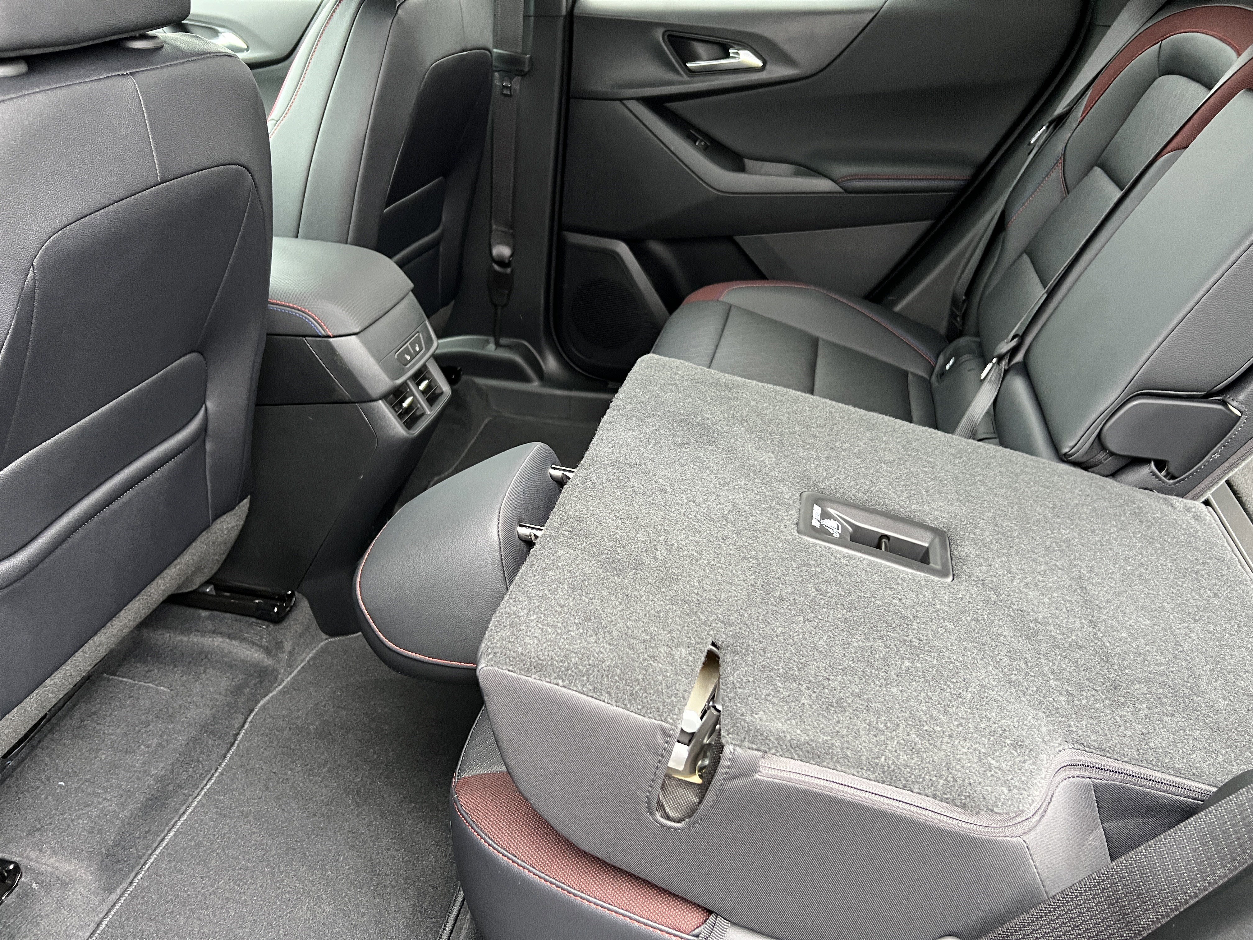 New 2026 Chevrolet Equinox RS w/ Convenience Package III image 19