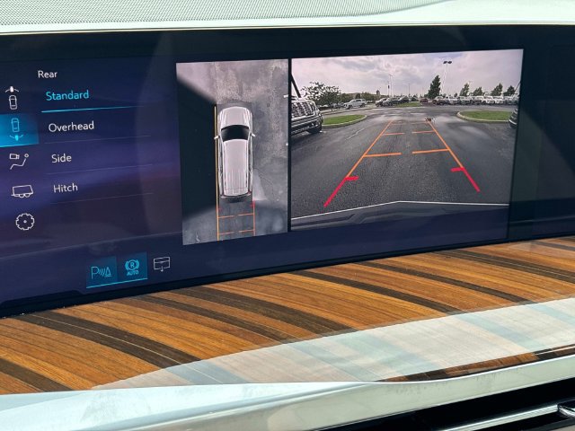 New 2026 Cadillac Escalade Platinum Sport w/ LPO, ONYX Package AWD/4WD image 25