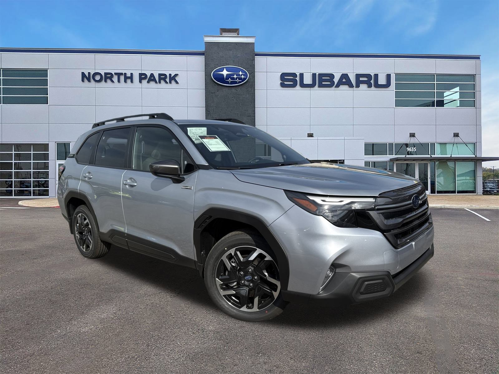 Certified 2025 Subaru Forester Premium image 1