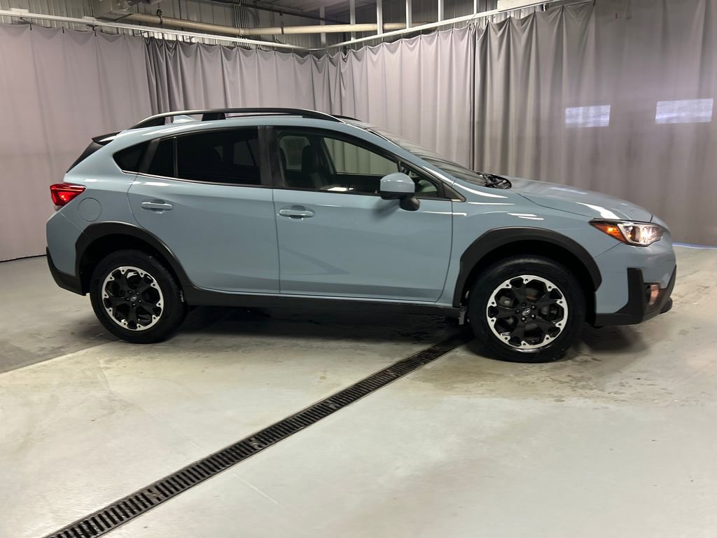 Used 2021 Subaru Crosstrek 2.0i Premium image 8