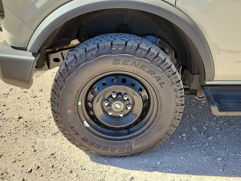 New 2026 Ford Bronco Outer Banks AWD/4WD image 14