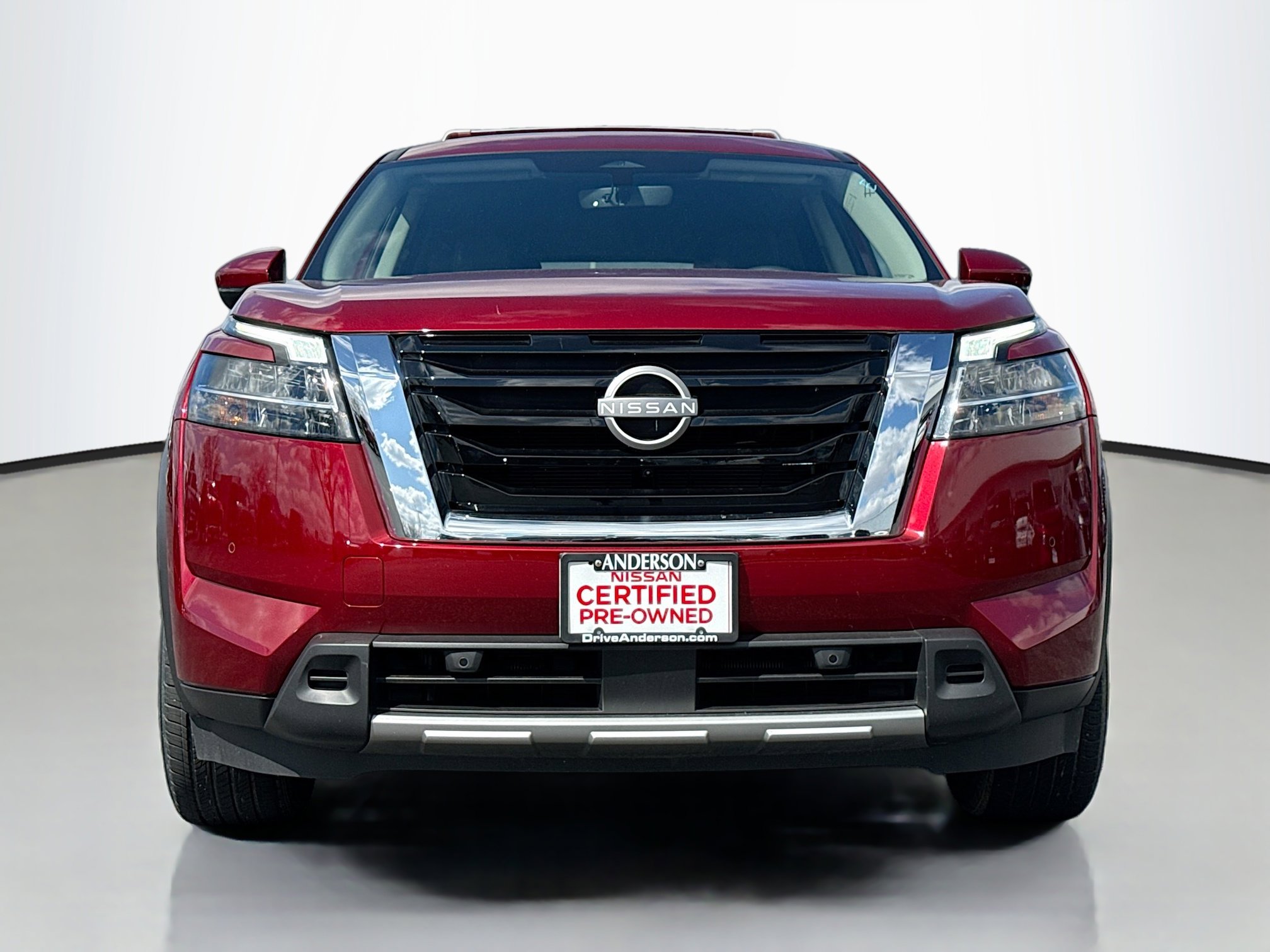 Certified 2024 Nissan Pathfinder SL image 17