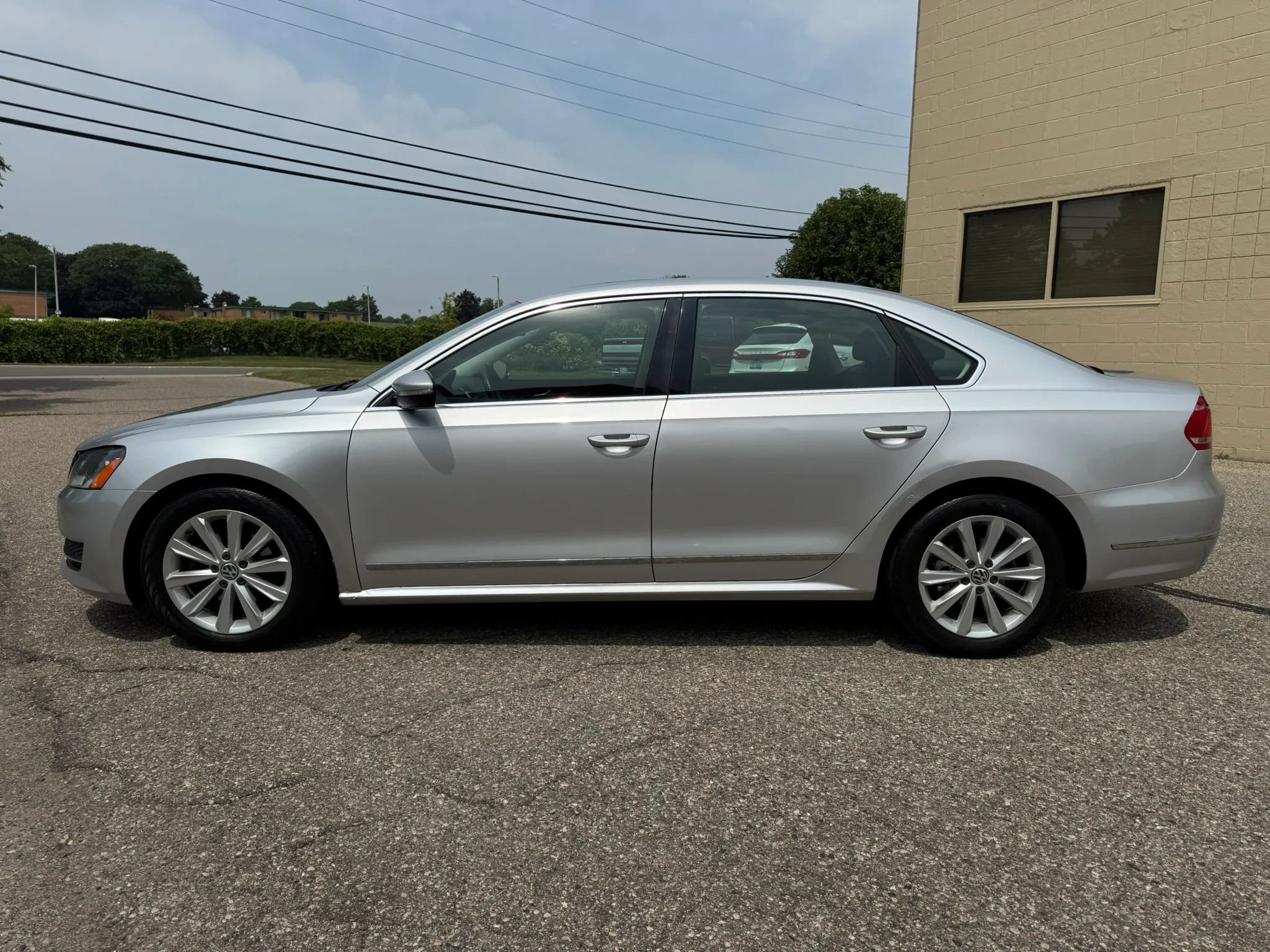 Used 2012 Volkswagen Passat 2.5 SEL Premium FWD image 39