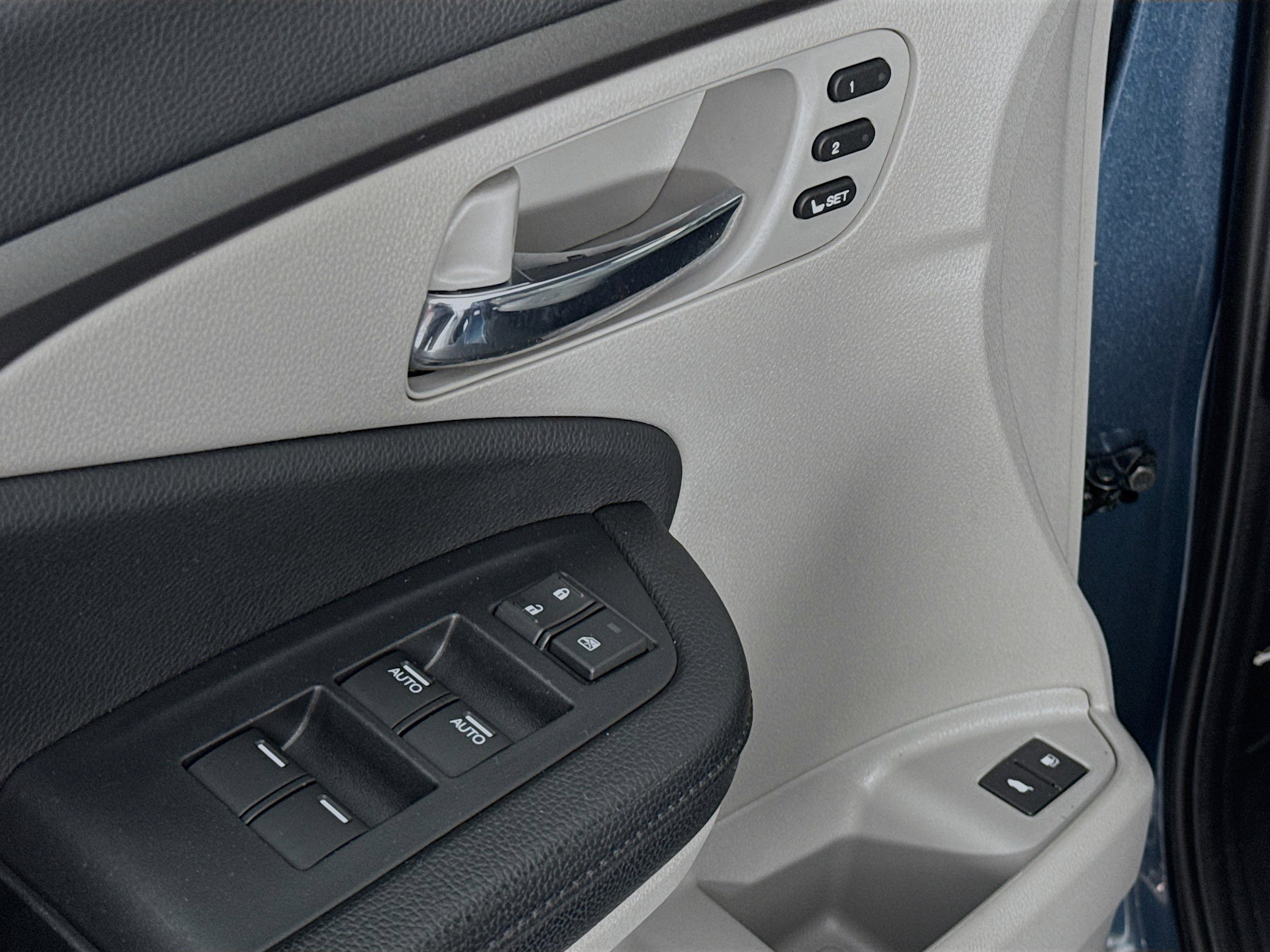 Used 2019 Honda Pilot EX-L image 18