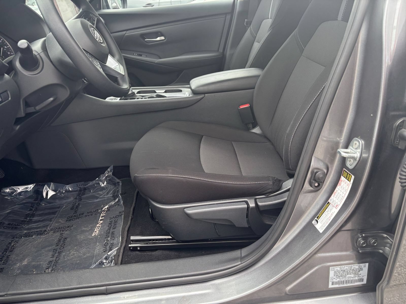 Used 2025 Nissan Sentra SV FWD image 24