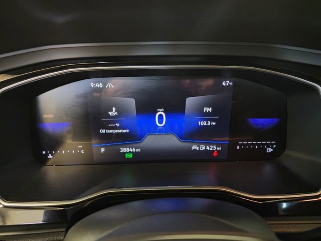 Used 2024 Volkswagen Jetta SE FWD image 22