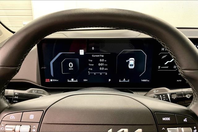 Used 2025 Kia K4 EX image 28