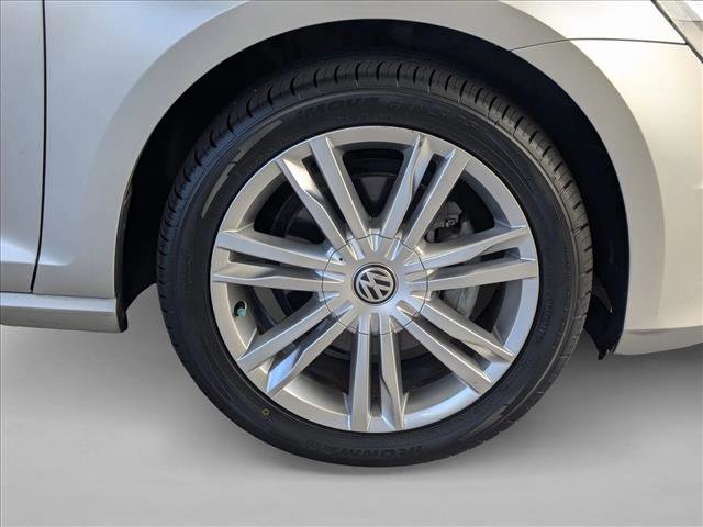 Used 2015 Volkswagen Golf TDI SE image 21