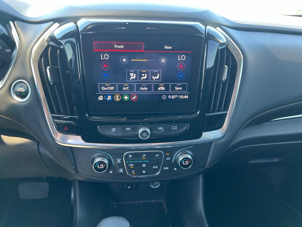 Used 2021 Chevrolet Traverse LT FWD image 12