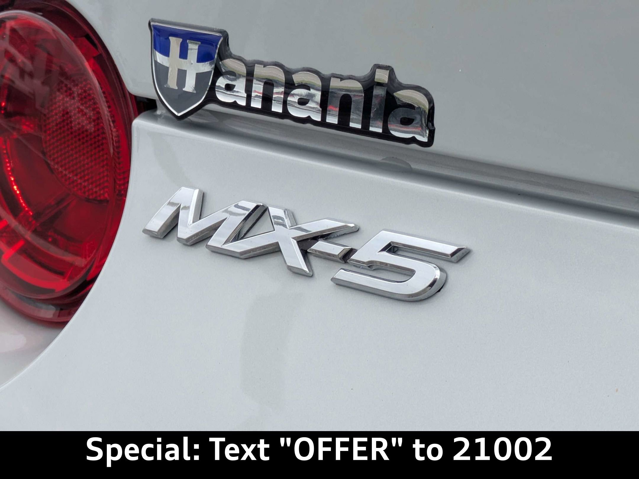 Used 2018 MAZDA MX-5 Miata RF Grand Touring image 12