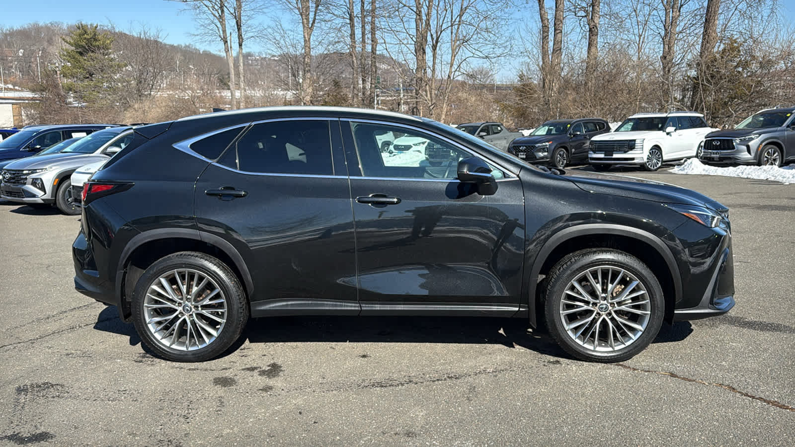 Used 2023 Lexus NX 350h AWD image 5