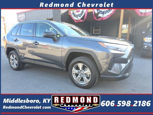 Used 2025 Toyota RAV4 LE image 1