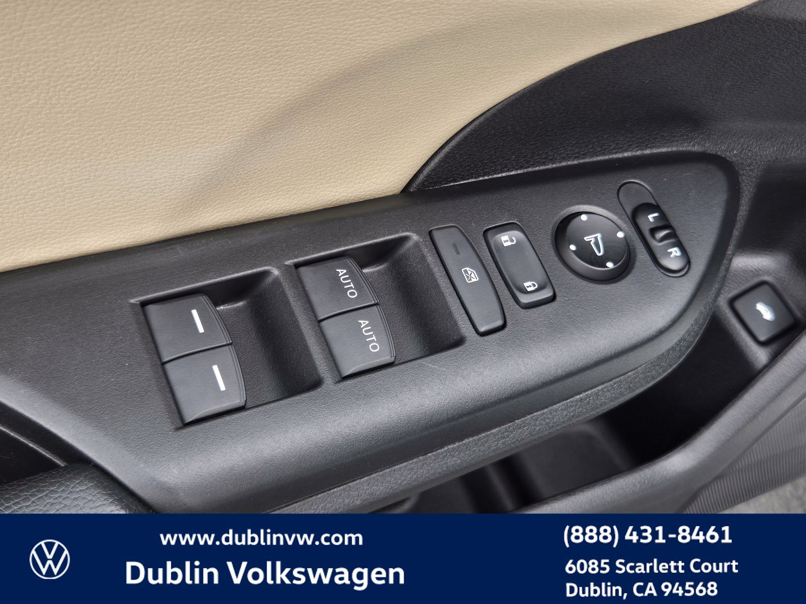 Used 2020 Honda Civic Touring image 11