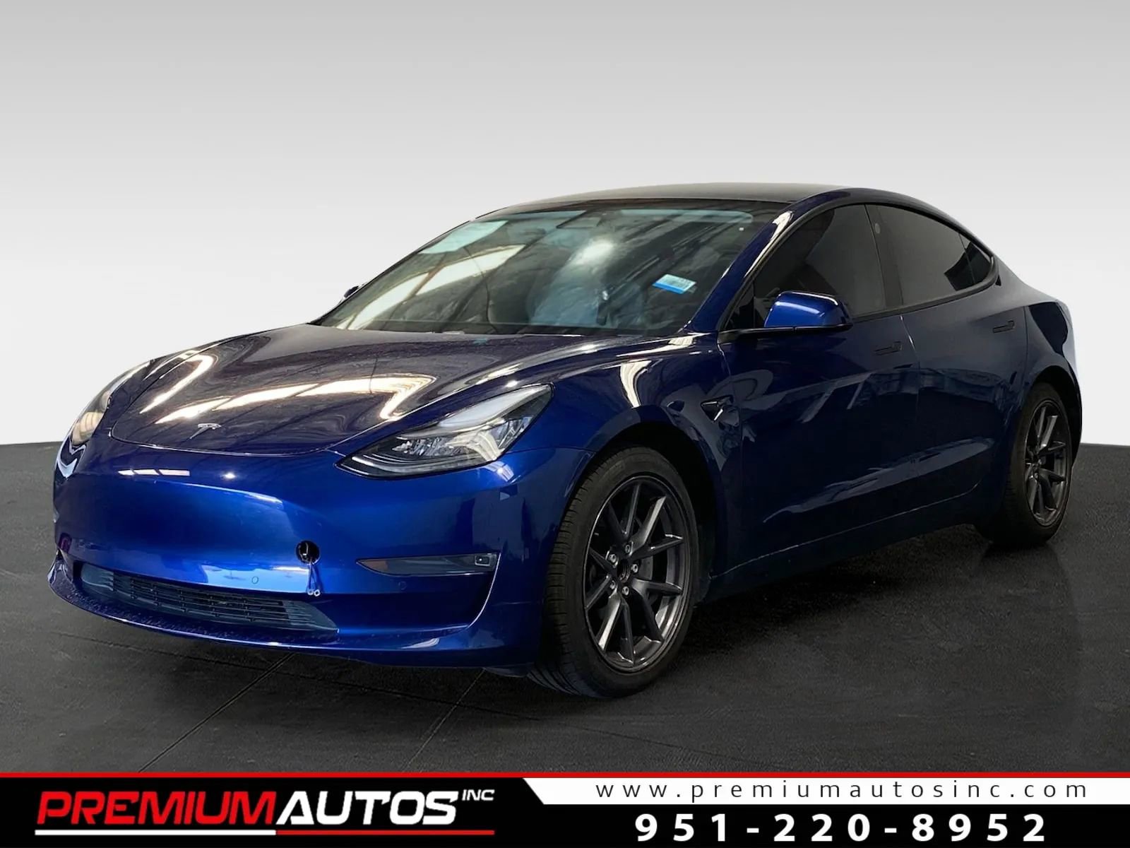 Used 2021 Tesla Model 3 Standard Range Plus RWD image 1