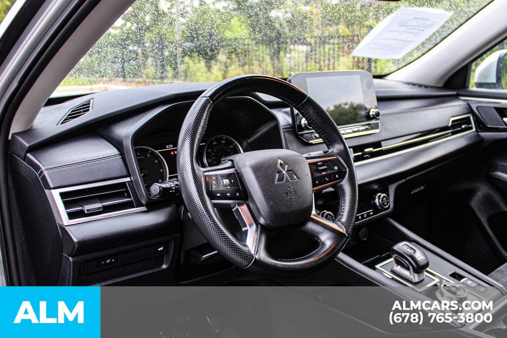 Used 2024 Mitsubishi Outlander SE FWD image 24