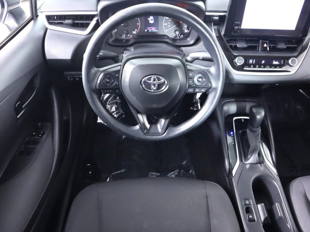 Used 2025 Toyota Corolla LE FWD image 25