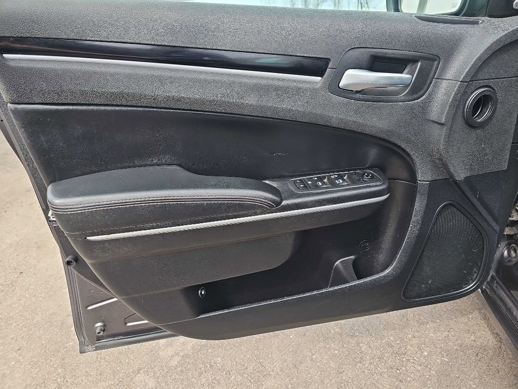 Used 2021 Chrysler 300 S image 36