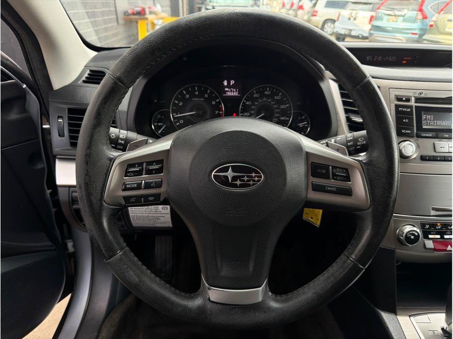 Used 2012 Subaru Outback 2.5i Premium AWD/4WD image 14