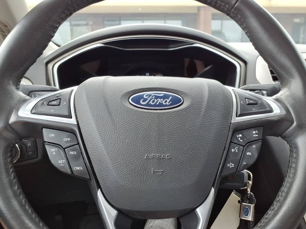 Used 2013 Ford Fusion SE FWD image 20