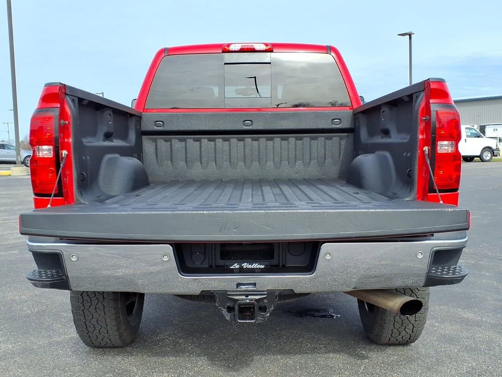 Used 2015 Chevrolet Silverado 2500 LTZ w/ LTZ Plus Package image 7