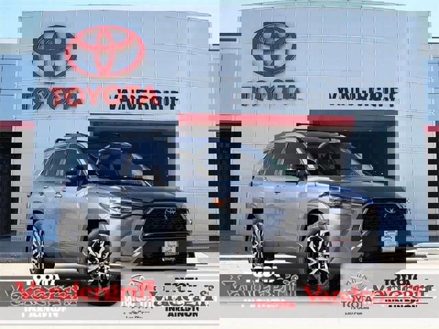 Used 2025 Toyota Corolla Cross XLE