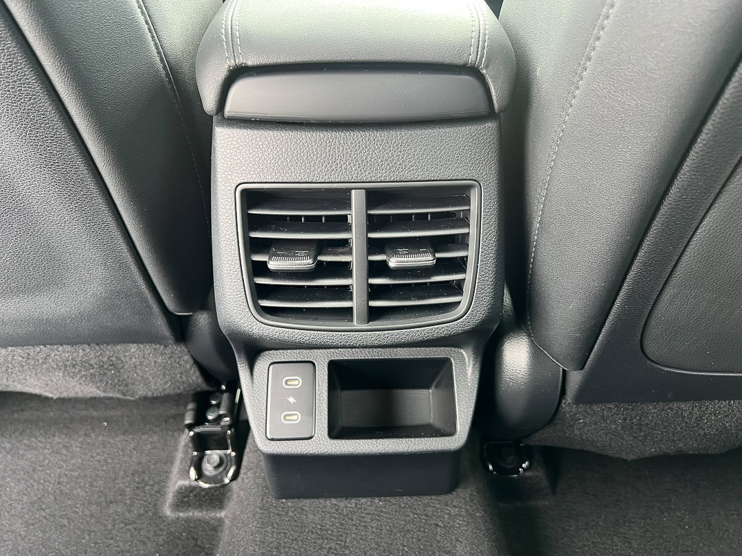 Used 2025 Kia Seltos EX w/ EX Sunroof Package image 28