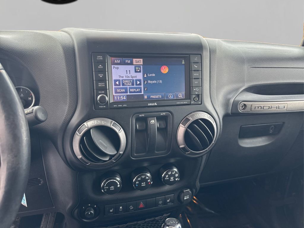 Used 2013 Jeep Wrangler Sahara image 18