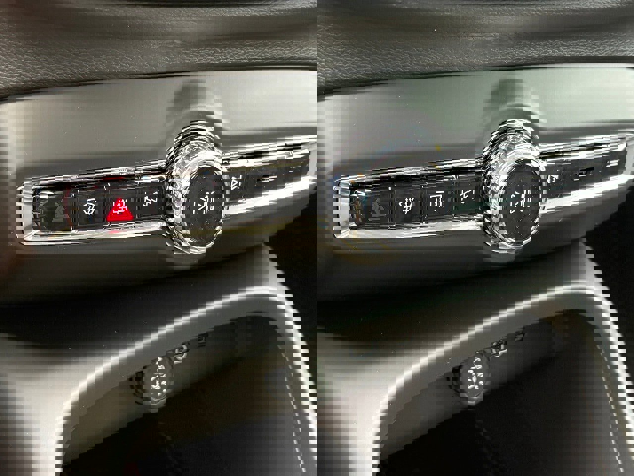 New 2026 Volvo XC40 B5 Core w/ Protection Package Premier image 15