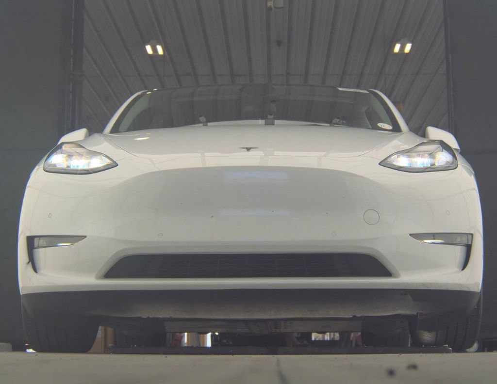 Used 2022 Tesla Model Y Performance AWD/4WD image 19