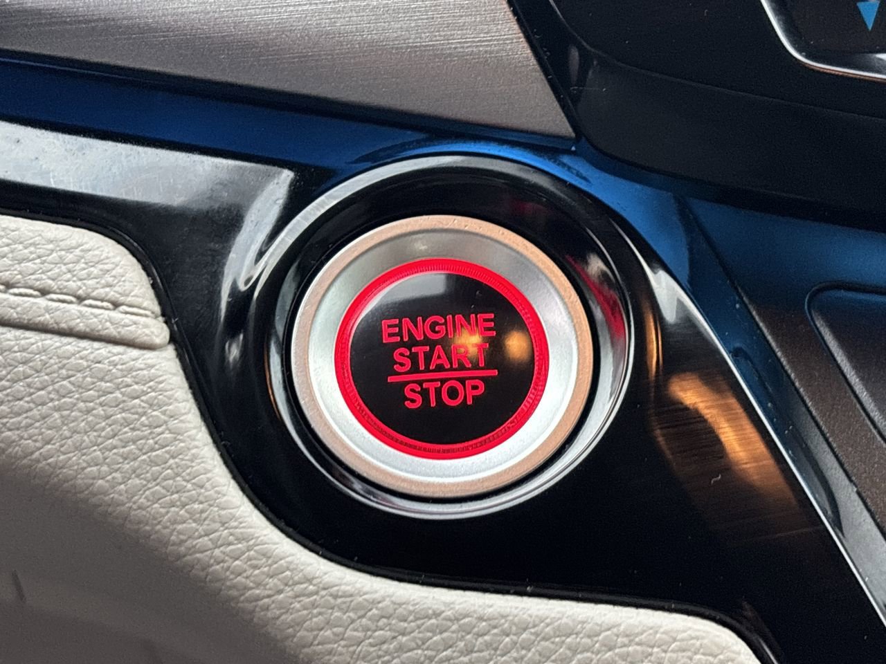 Used 2025 Honda Odyssey Touring image 35