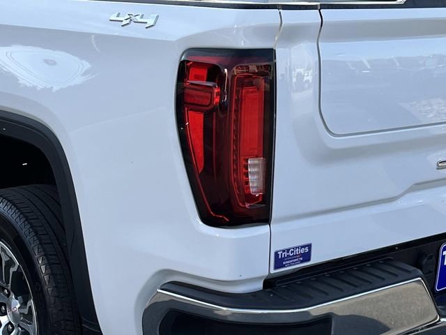 Used 2025 GMC Sierra 1500 SLT AWD/4WD image 5